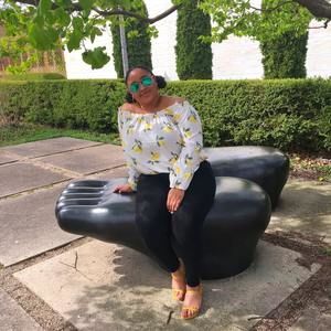 Meet your Posher, Alexandra